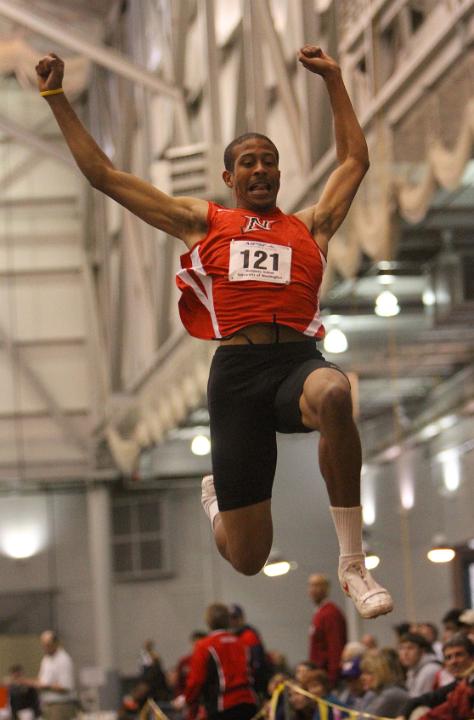 2010 MPSF-015.JPG - 2010 Mountain Pacific Sports Federation Indoor Track and Field Championships, February 26-27, Dempsey Indoor, Seattle, WA.